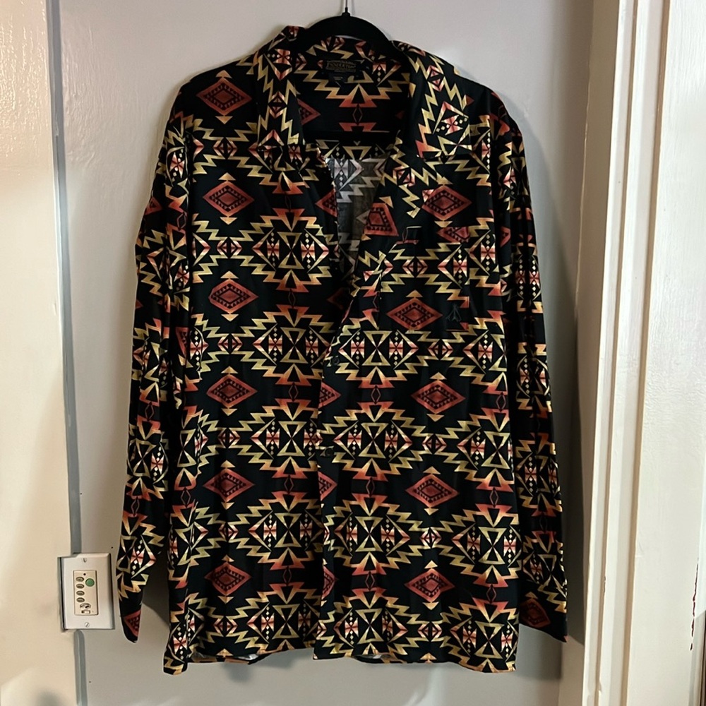 Pendleton Black Aztec Patterned Men's Shirt with Red and Tan Accents